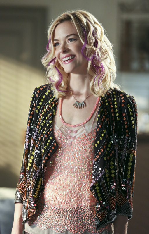 Still of Jaime King in Hart of Dixie (2011)