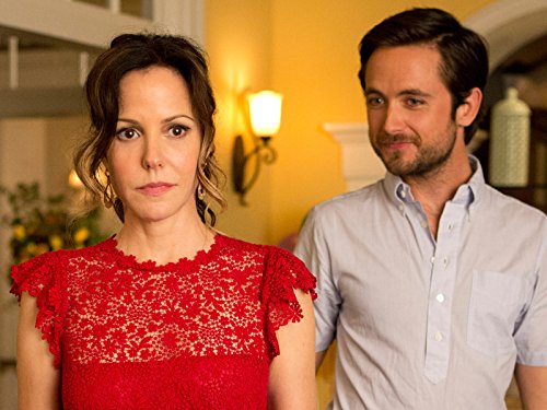 Still of Mary-Louise Parker and Justin Chatwin in Weeds (2005)