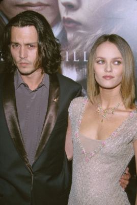 Johnny Depp and Vanessa Paradis at event of Sleepy Hollow (1999)