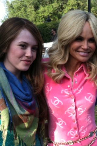 Lauran and Kristin Chenoweth from GCB