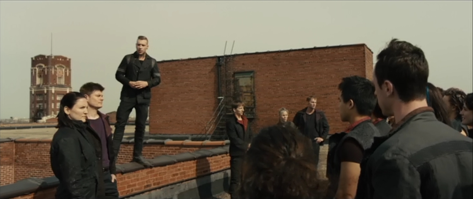 Hanging with Eric on Da Roof. Divergent.