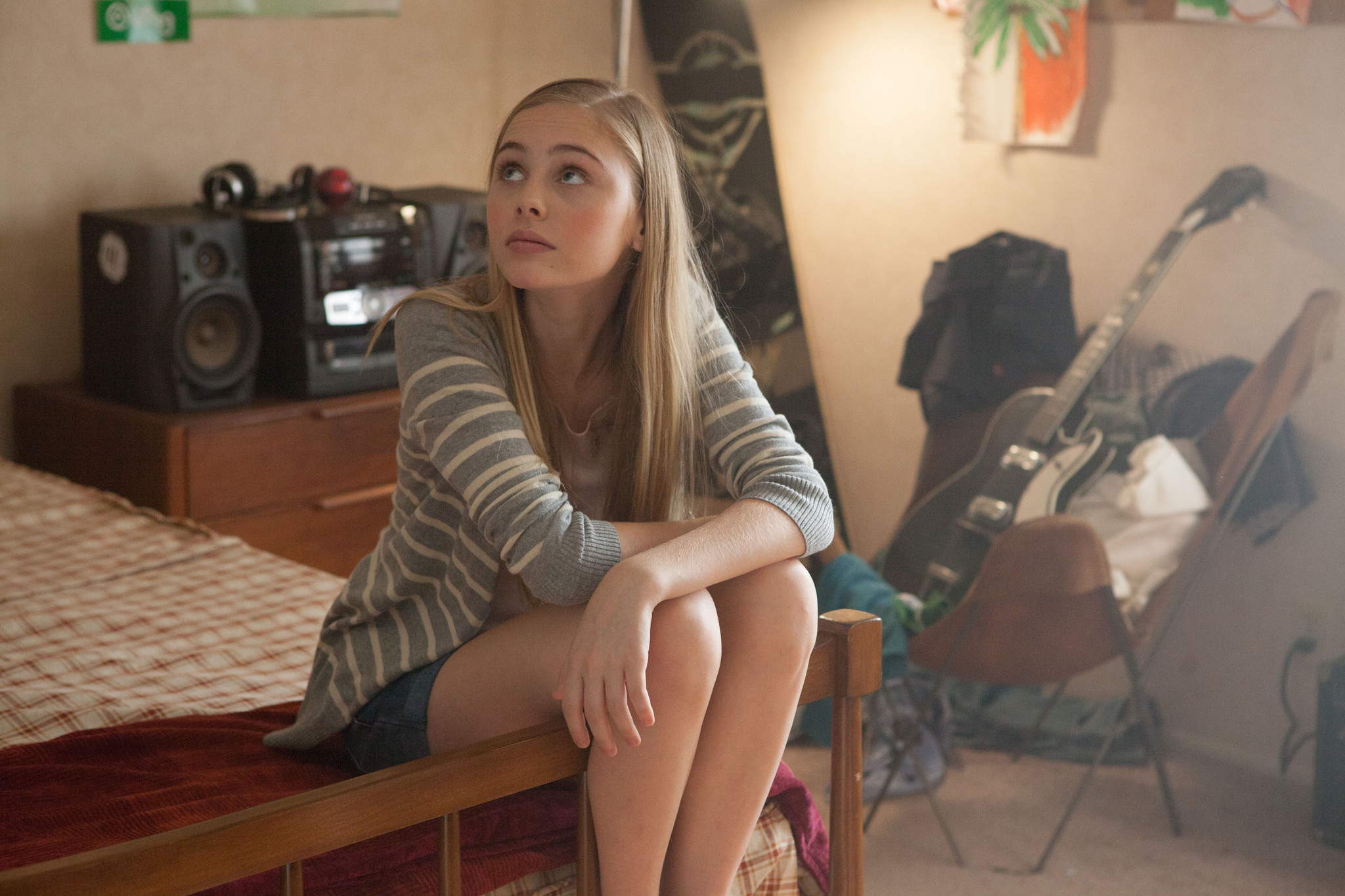 Still of Ella Wahlestedt in Earth to Echo (2014)