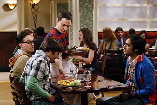 Still of Johnny Galecki, Simon Helberg, Jim Parsons and Kunal Nayyar in Didziojo sprogimo teorija (2007)