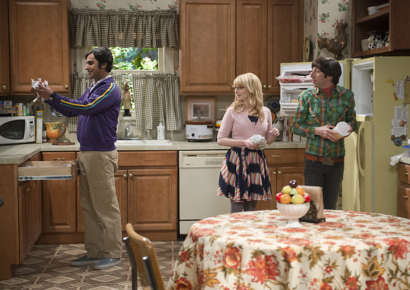 Still of Simon Helberg, Melissa Rauch and Kunal Nayyar in Didziojo sprogimo teorija (2007)