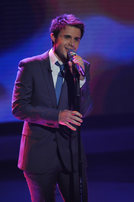 Kris Allen in American Idol: The Search for a Superstar (2002)