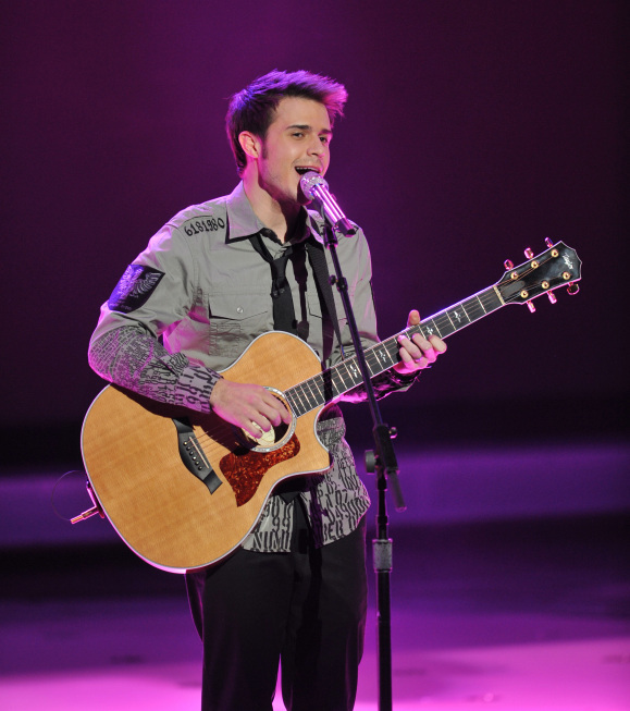 Still of Kris Allen in American Idol: The Search for a Superstar (2002)