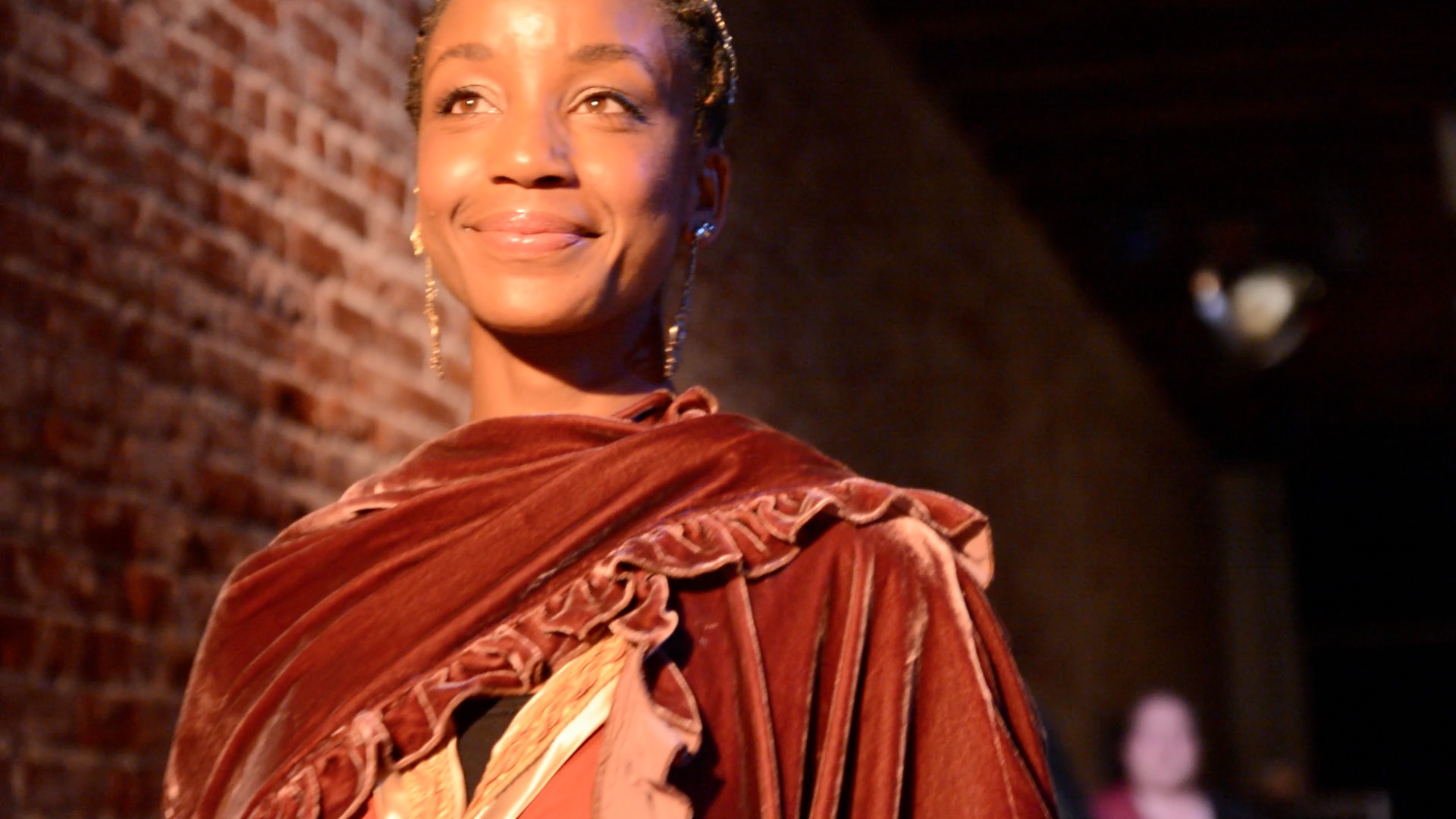 Jamie Ann Burke as Queen Guinevere in Theatrum Elysium's 