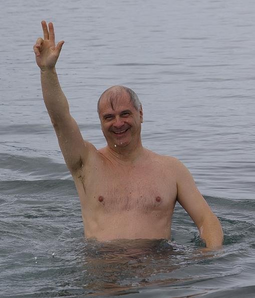 Mark Terry swimming in Antarctica, The Antarctica Challenge: A Global Warning, 2010.