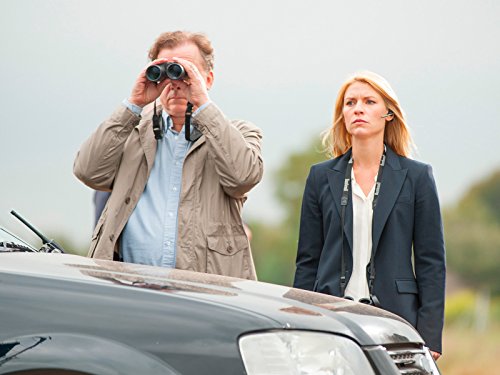 Still of Claire Danes and Michael O'Keefe in Tevyne (2011)