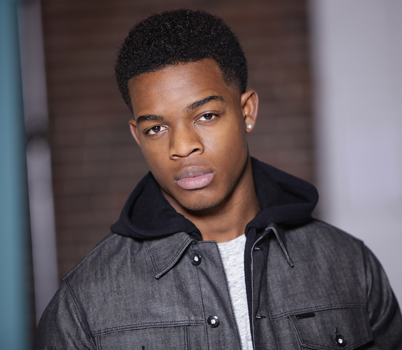 Stephan James