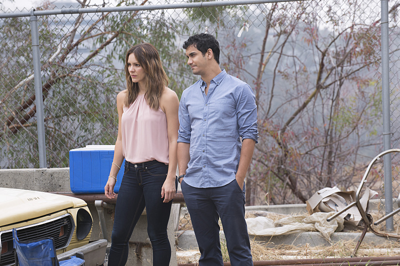 Still of Elyes Gabel and Katharine McPhee in Scorpion (2014)