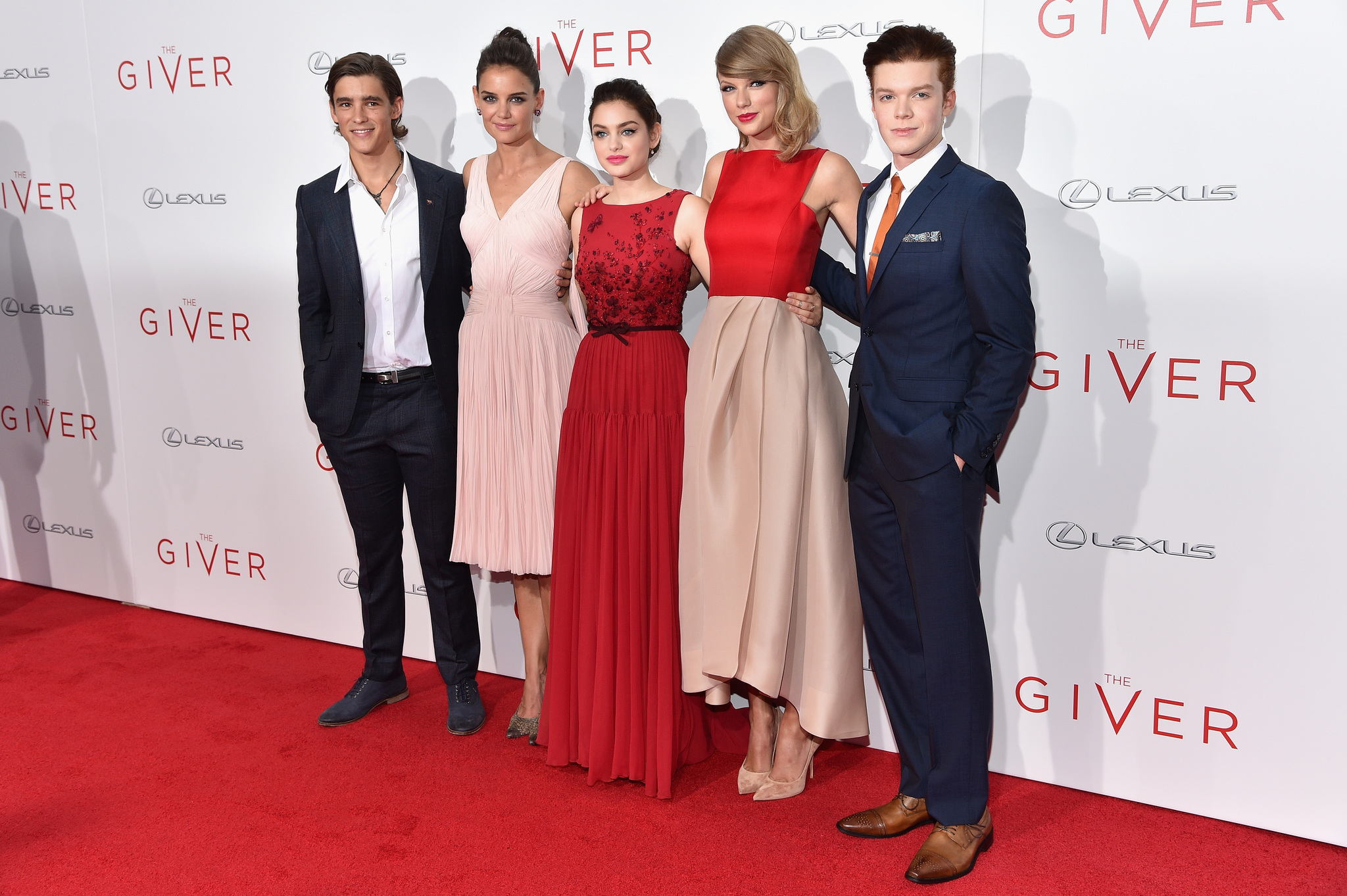 Katie Holmes, Cameron Monaghan, Taylor Swift, Odeya Rush and Brenton Thwaites at event of Siuntejas (2014)