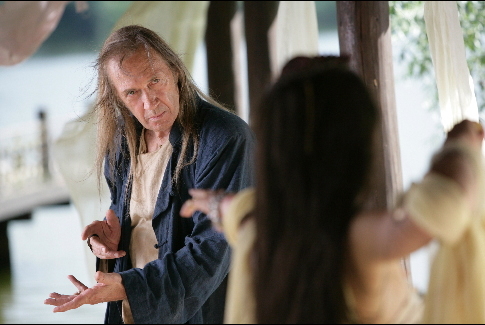 Still of David Carradine in Kung Fu zudikas (2008)