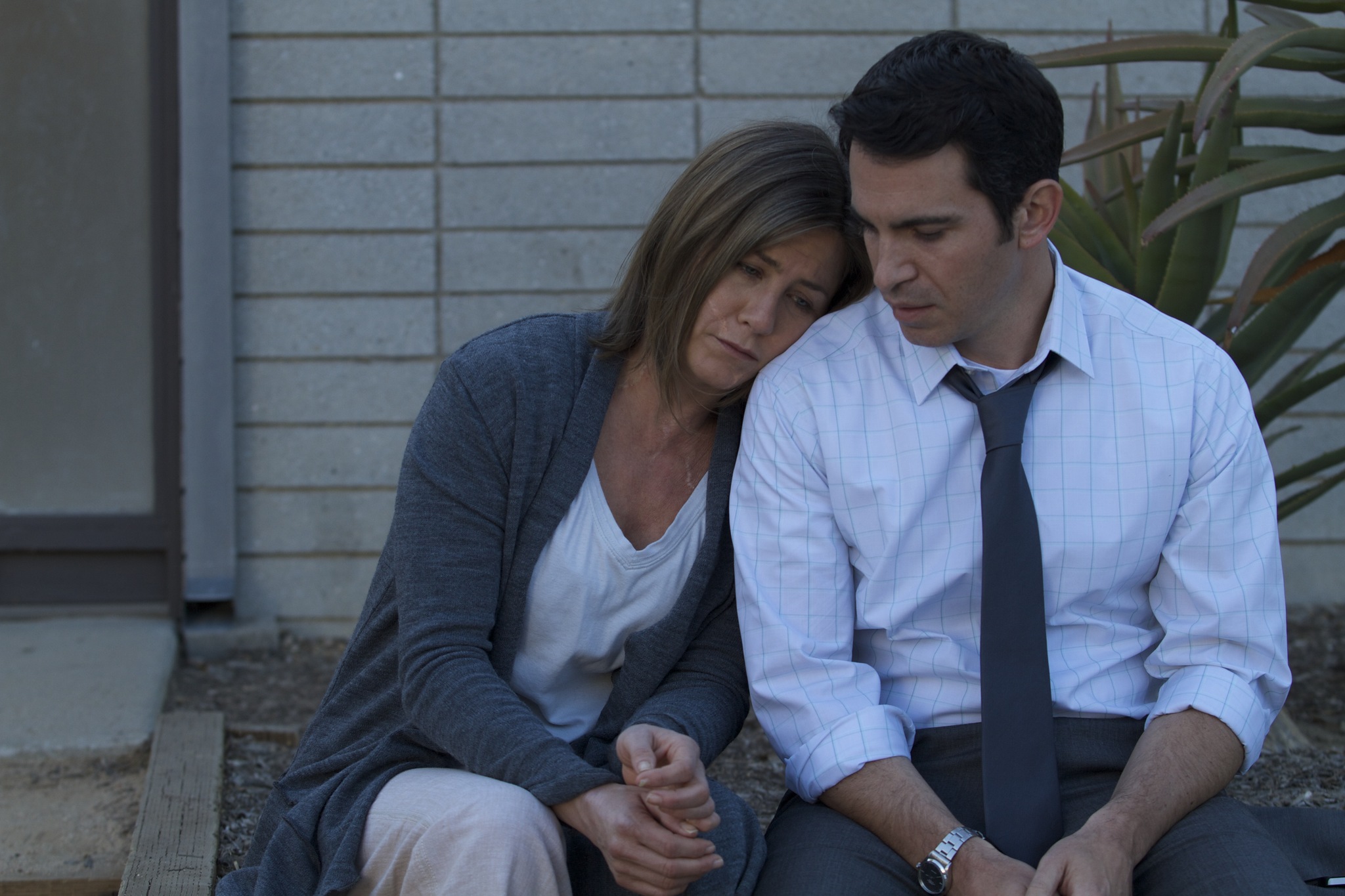 Still of Jennifer Aniston and Chris Messina in Pyragas (2014)