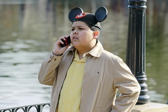 Still of Rico Rodriguez in Moderni seima (2009)