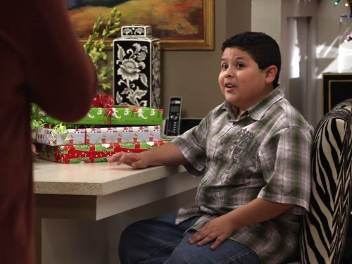 Still of Rico Rodriguez in Moderni seima (2009)