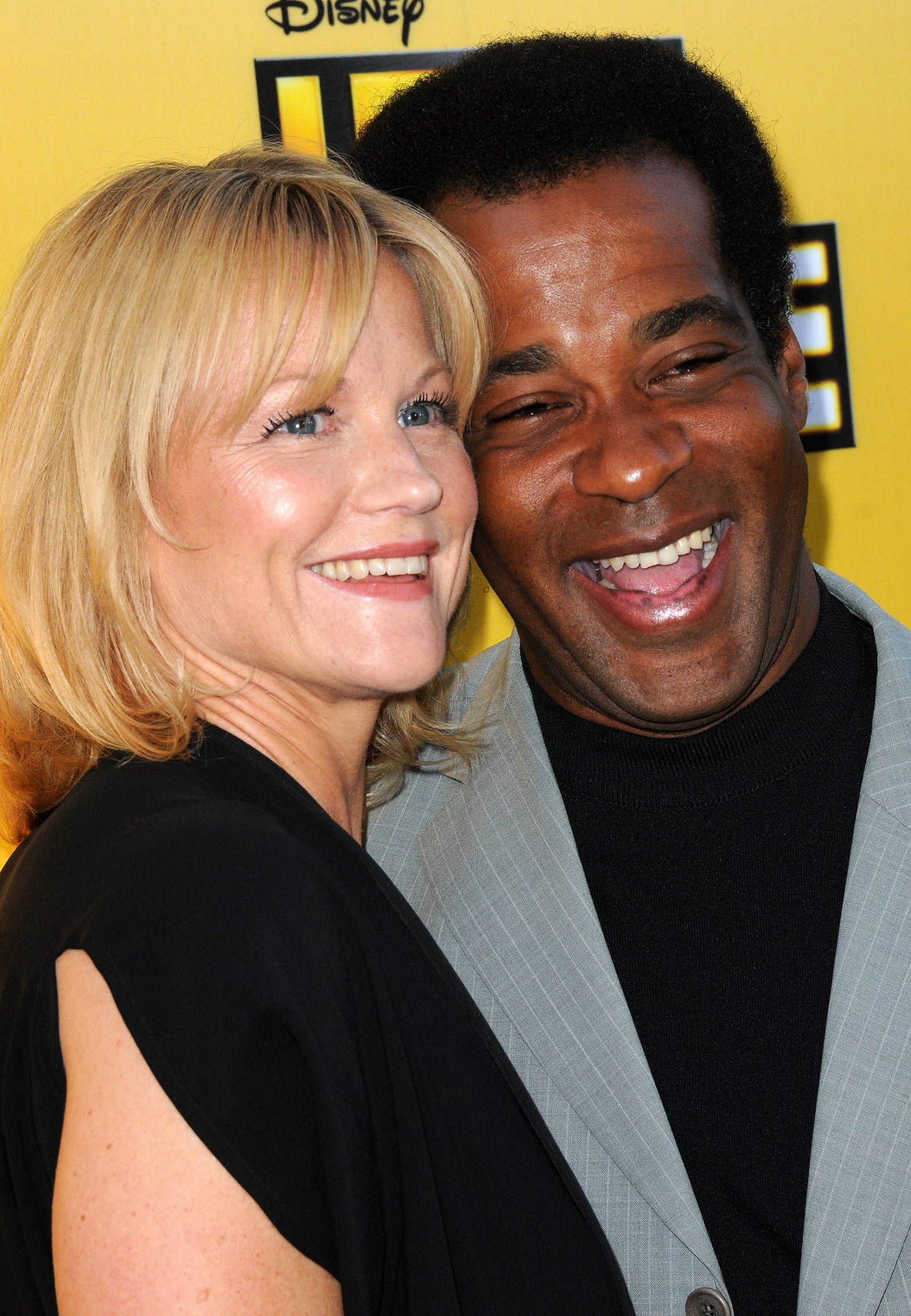 Alex Désert and Elsa Henry at event of Let It Shine (2012)