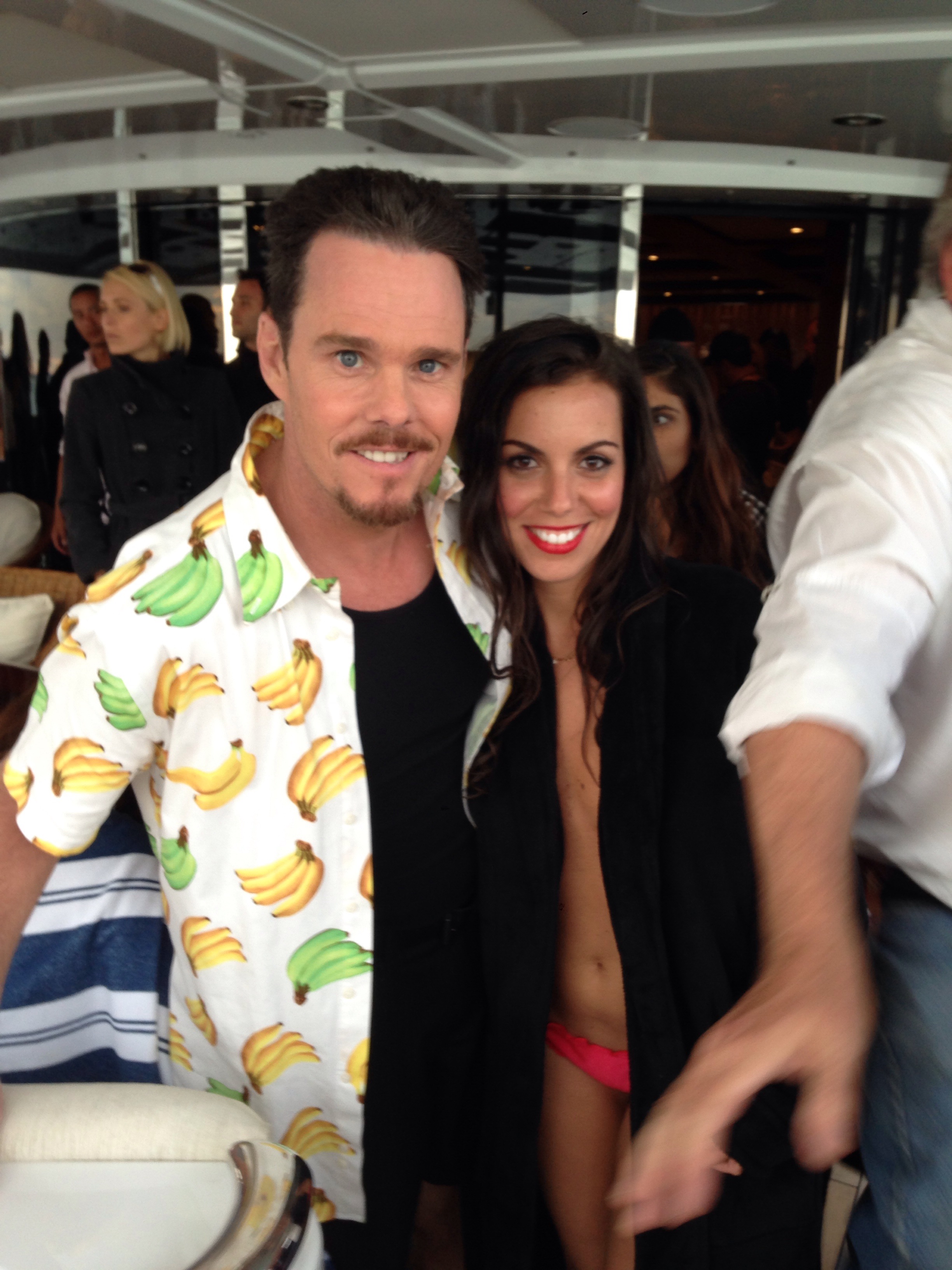 With Kevin Dillon. Wrapping the first scenes & 2 first days of shooting of Entourage the movie