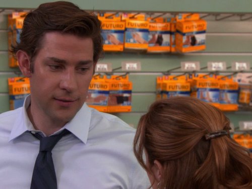 Still of Jenna Fischer and John Krasinski in The Office (2005)