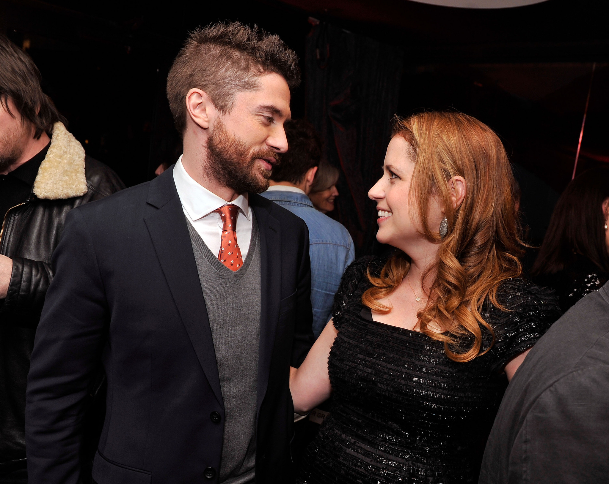 Jenna Fischer and Topher Grace at event of The Giant Mechanical Man (2012)