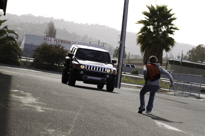 Still of Bo! Campbell (in Hummer) and Michelle Monge in Mutt