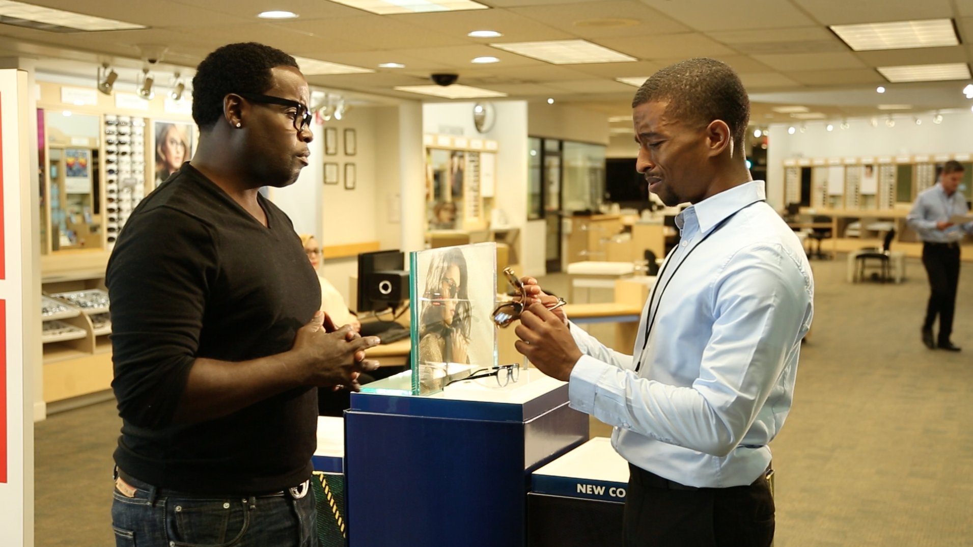 Kevin L. Walker and Gary 'G Thang' Johnson in Retail (2014)