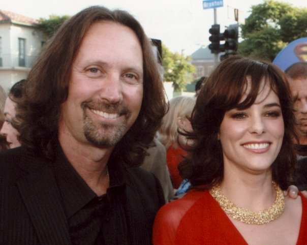 Scott Mednick and Parker Posey