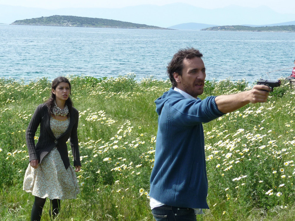 Beren Saat and Firat Çelik in Fatmagül'ün Suçu Ne? (2010)