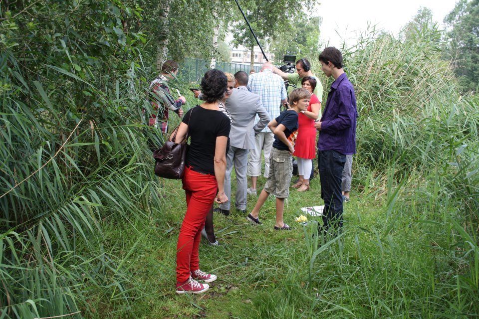 Hilda Nanlohij, Floris Haverkate, Freek Donkers and J.P. Ramackers in Genoeg (2011)