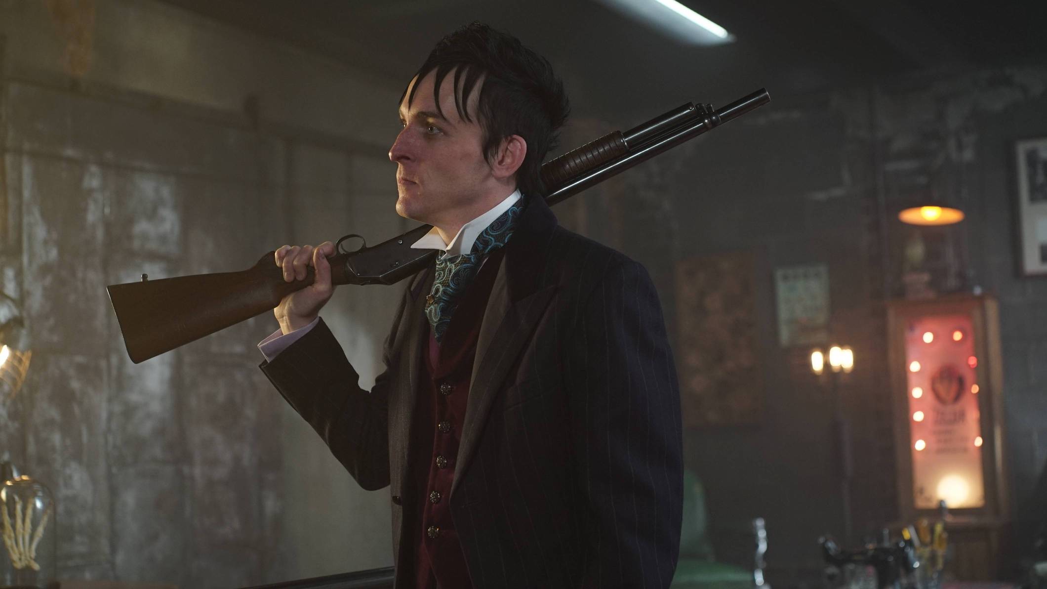 Still of Robin Lord Taylor in Gotham (2014)