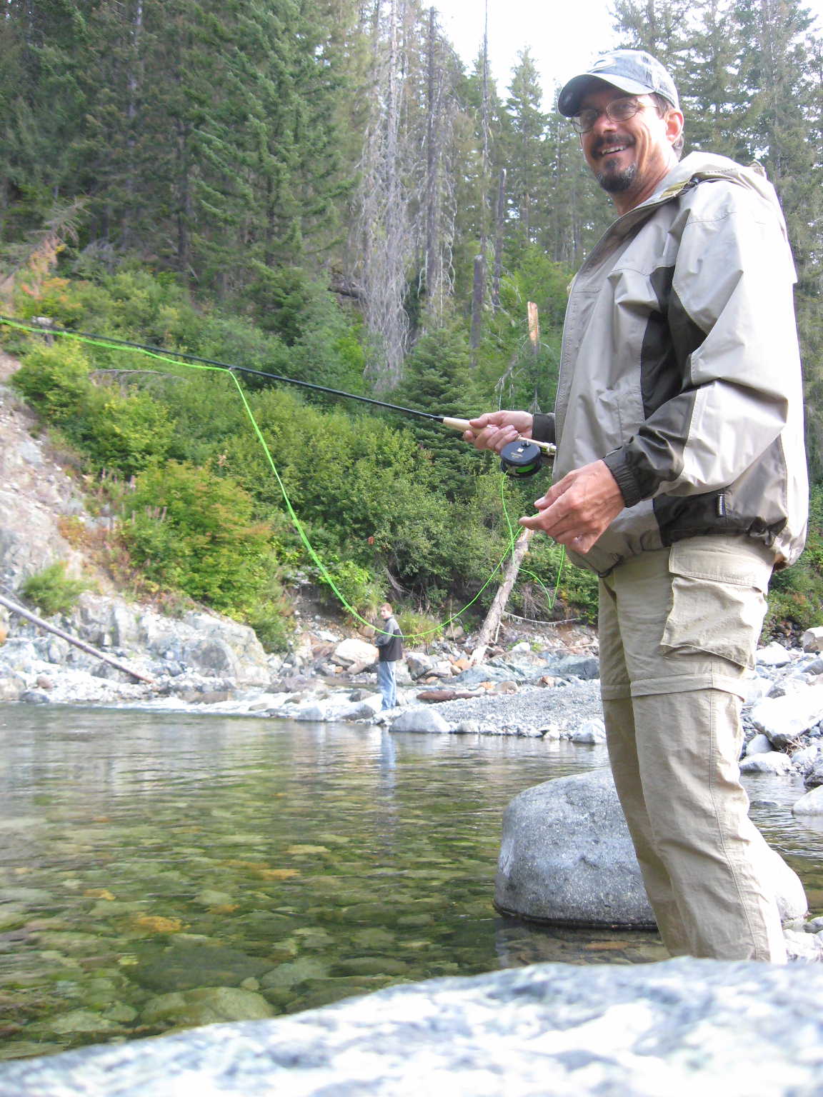 Fly fishing on the Cle Elum River