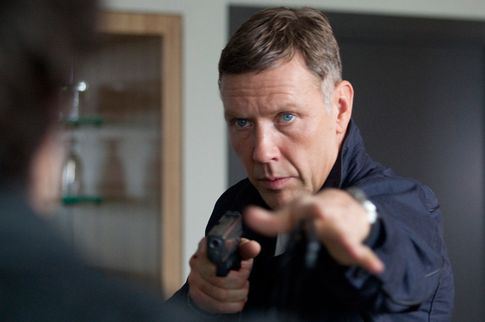 Mikael Persbrandt