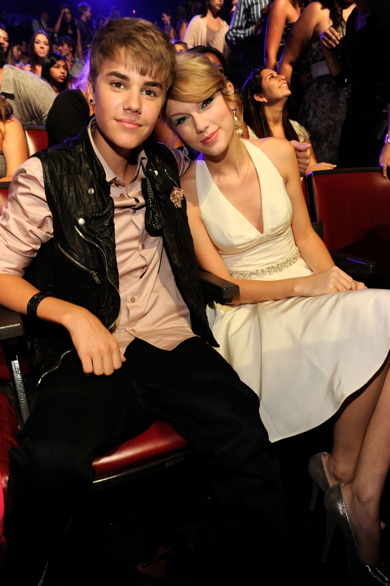 Taylor Swift and Justin Bieber at event of Teen Choice 2011 (2011)