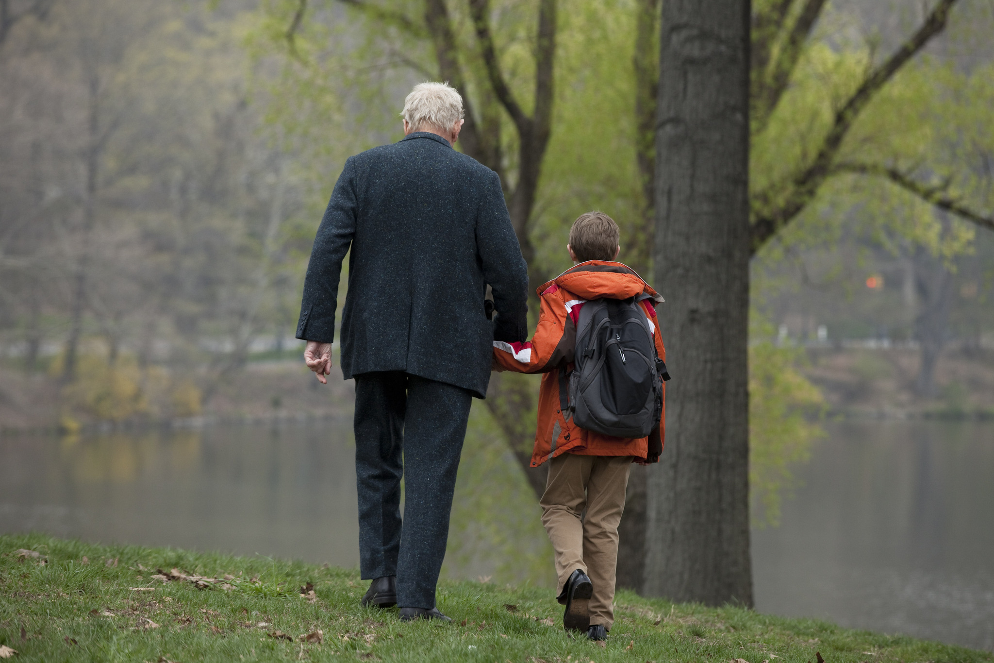 Still of Max von Sydow and Thomas Horn in Nepaprastai garsiai ir neitiketinai arti (2011)