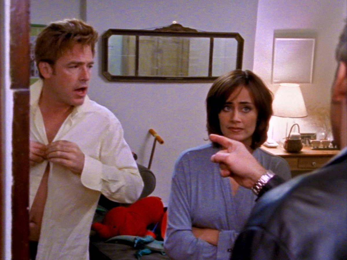 James McCaffrey, Diane Farr and Denis Leary in The Job.