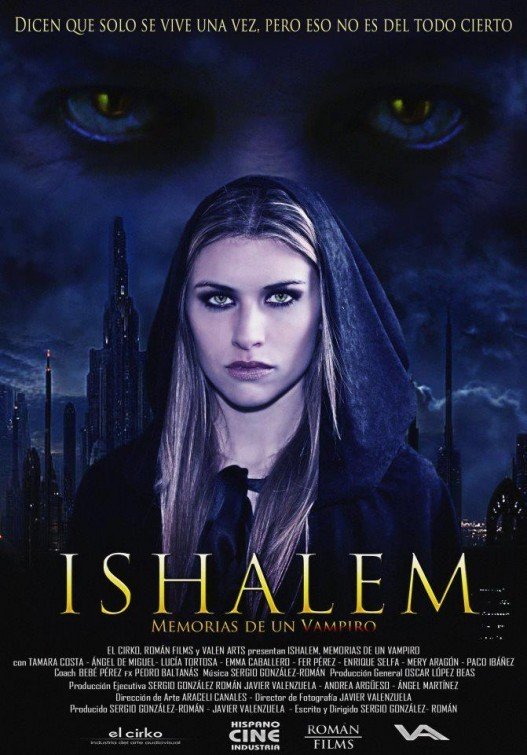 Emma Caballero, Mairim Perez and Lucía Tortosa in Ishalem. Memorias de un vampiro (2012)