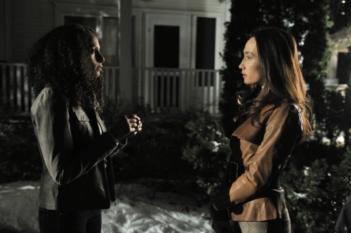 Still of Maggie Q and Christina Marie Moses in Nikita (2010)