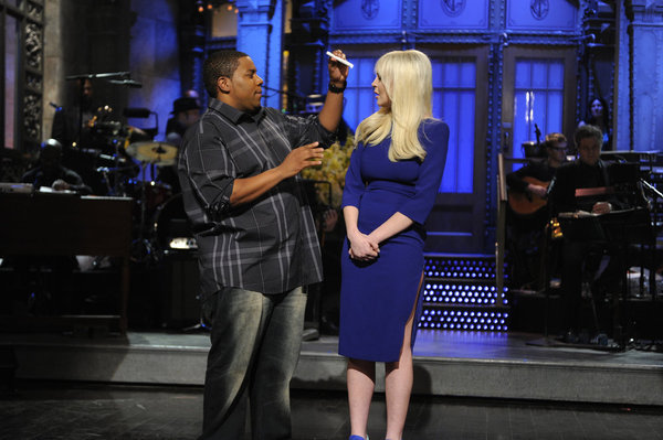 Still of Lindsay Lohan and Kenan Thompson in Saturday Night Live (1975)