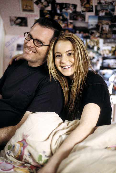 Still of Lindsay Lohan and Mark Waters in Keistas penktadienis (2003)