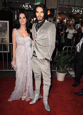 Russell Brand and Katy Perry at event of The Tempest (2010)