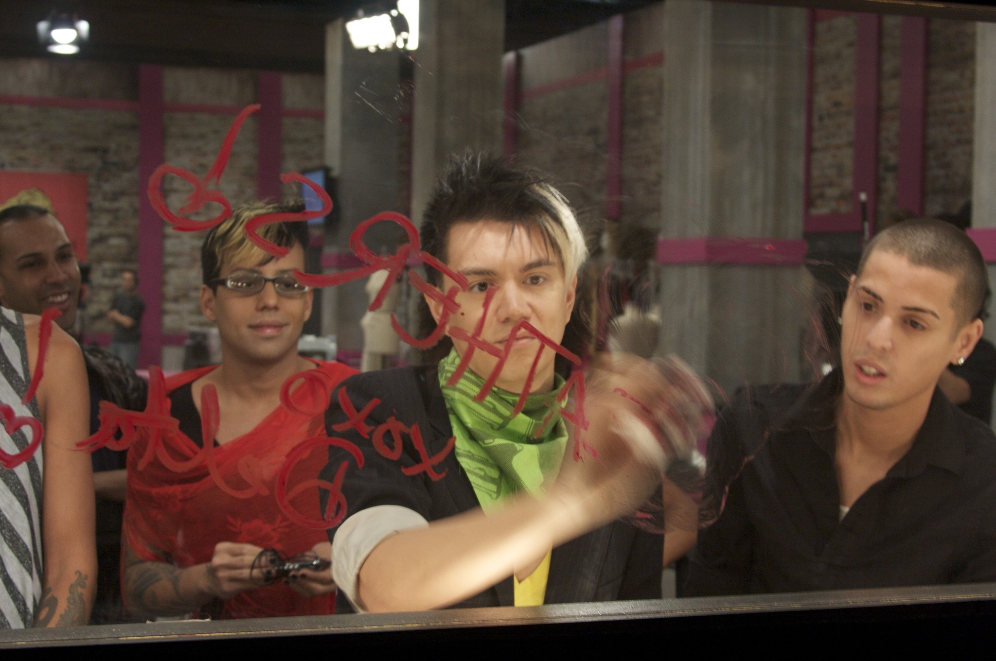 Still of Gabriel Burgos Ortiz, Alexis Mateo, Karl Westerberg and Carmen Carrera in RuPaul's Drag Race (2009)
