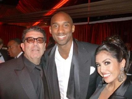 Victorino Noval with Kobe Bryant and friend.