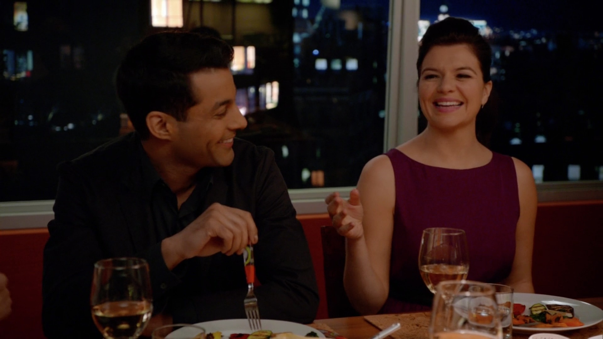 Andy Gala and Casey Wilson on ABC's Happy Endings.