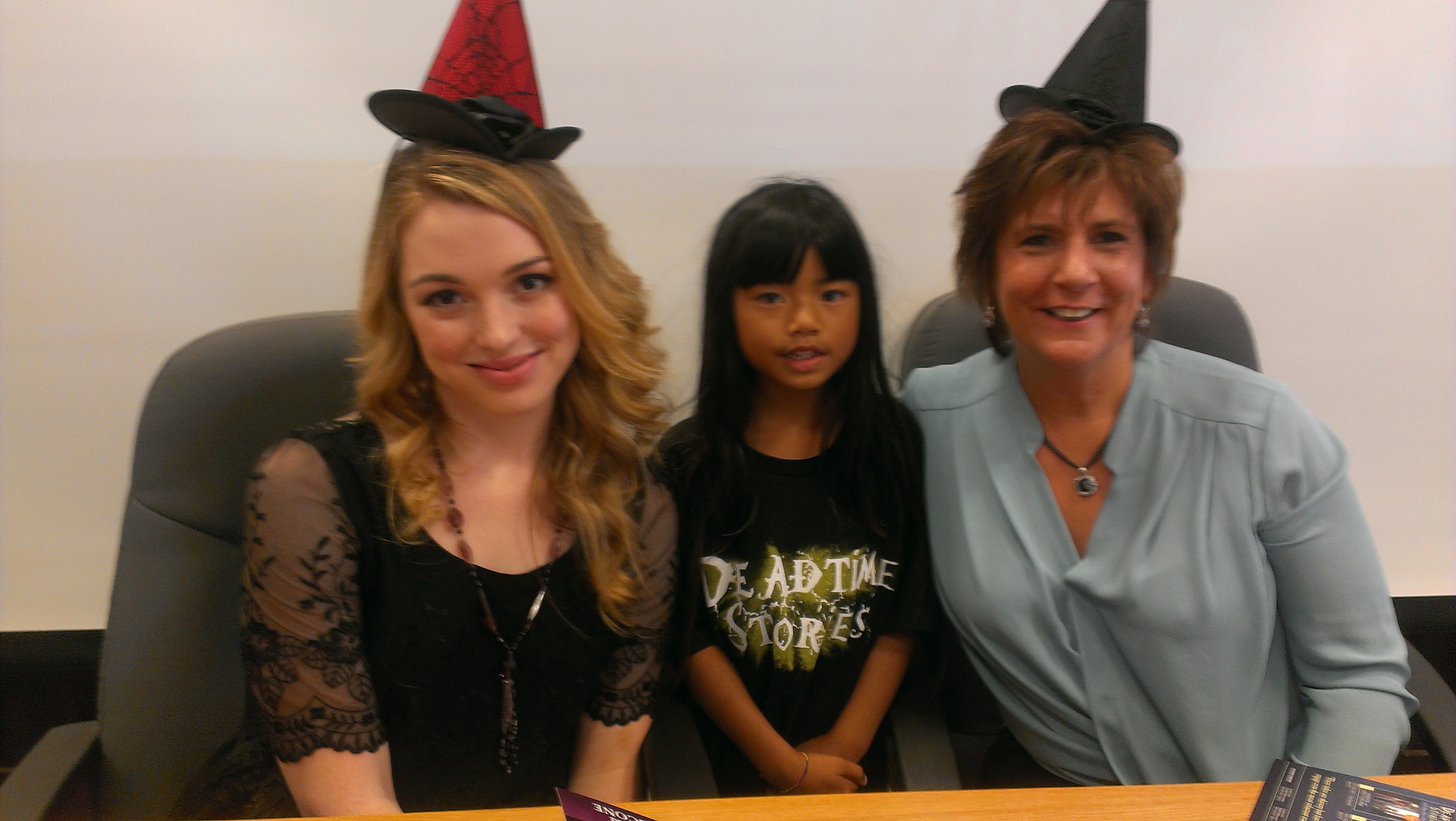 Leilani at the Deadtime Stories book signing with star Jennifer Stone and the author of the Deadtime Series!