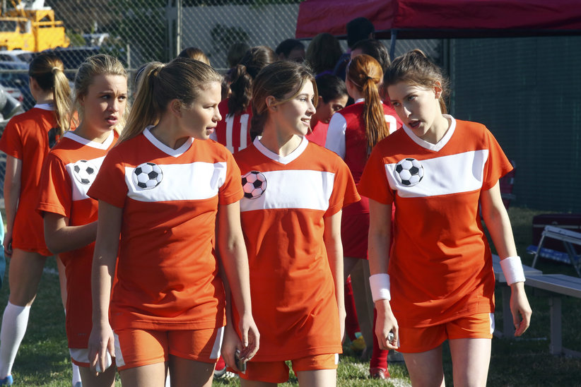 Nicole Haley Cohen (Sydney) on ABC's The Middle Episode 5.18, with Eden Sher, Hayley Holmes, and Evie Thompson.