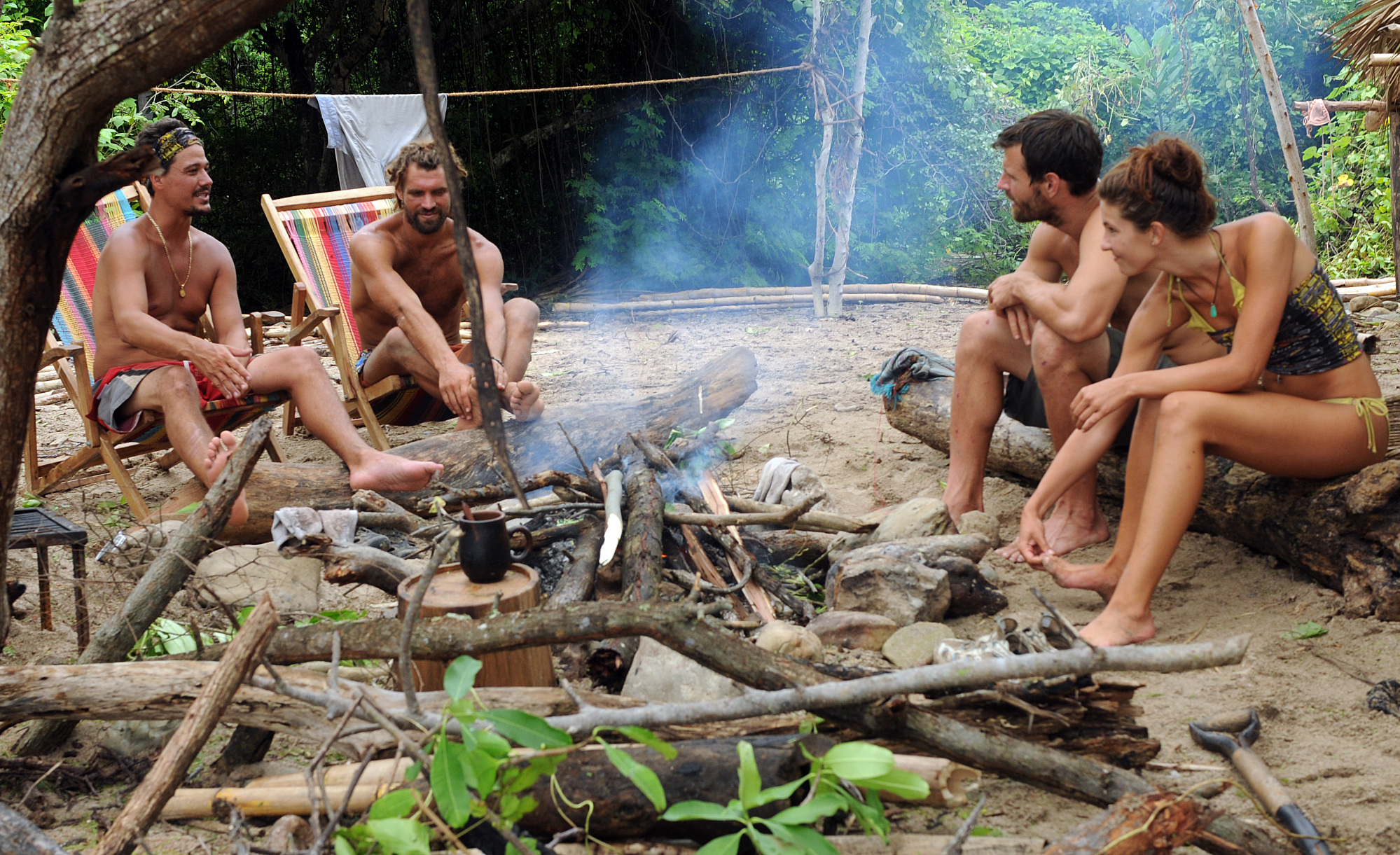 Still of Rob Mariano, Grant Mattos, Mike Chiesl and Natalie Tenerelli in Survivor (2000)