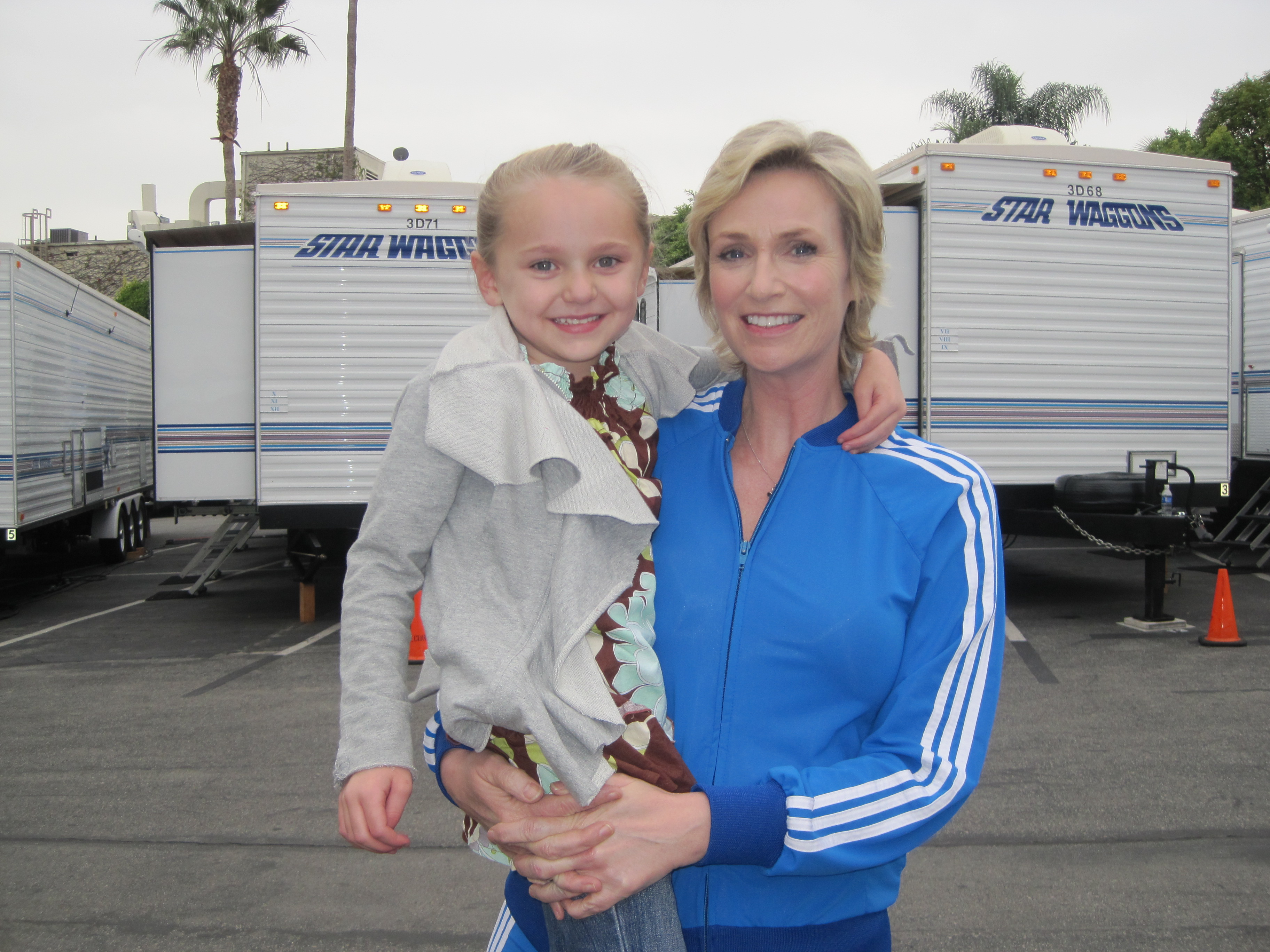 Jane Lynch and Avery Phillips on set of Glee