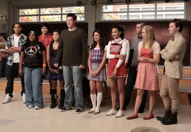 Still of Lea Michele, Naya Rivera, Mark Salling, Harry Shum Jr., Cory Monteith, Dianna Agron, Chris Colfer, Jenna Ushkowitz, Amber Riley and Heather Morris in Glee (2009)