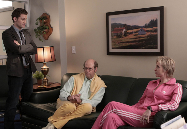 Still of Jane Lynch, Stephen Tobolowsky and Matthew Morrison in Glee (2009)