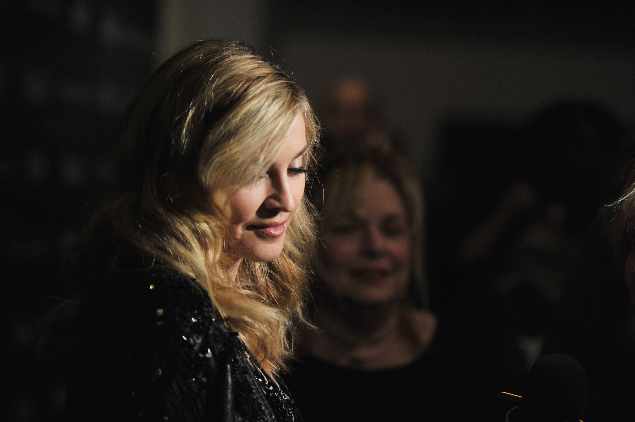 Madonna at event of Mes tikime meile (2011)